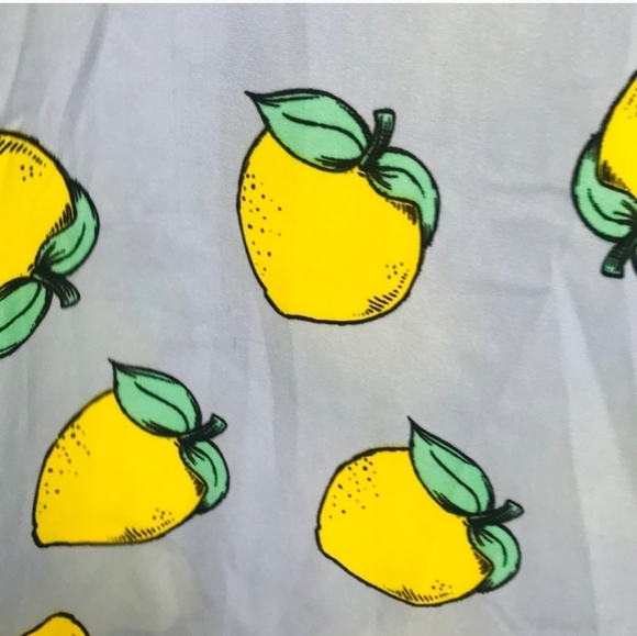 Modcloth Blue yellow lemon print v-neckline blouse size small short sleeve w/tie - Picture 5 of 12